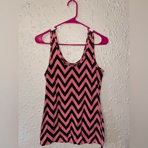 Womens No Boundaries Pink & Black Tank (L)